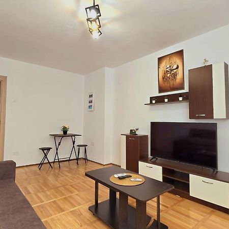 חונדוארה Apartament Confort Hd מראה חיצוני תמונה